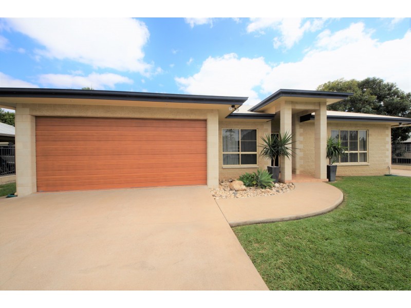 11 Scott Street, Ayr QLD 4807