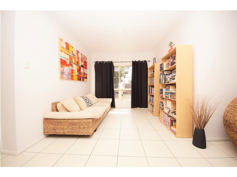 11 Scott Street, Ayr QLD 4807