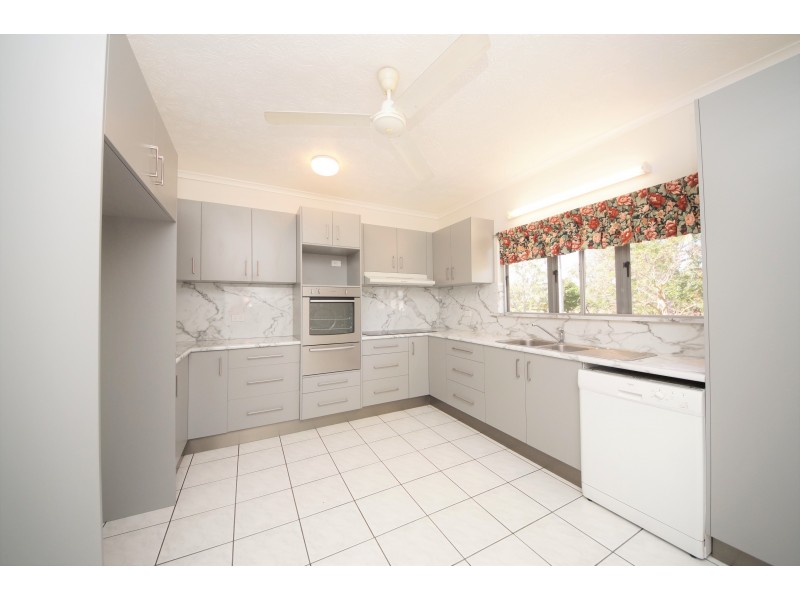61-63 Adelaide St, Ayr QLD 4807