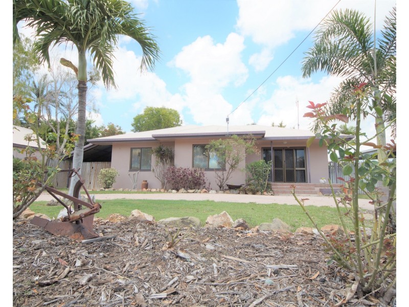 25 Gibson St, Ayr QLD 4807