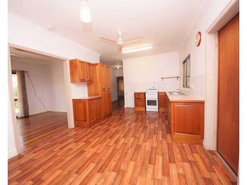 25 Gibson St, Ayr QLD 4807