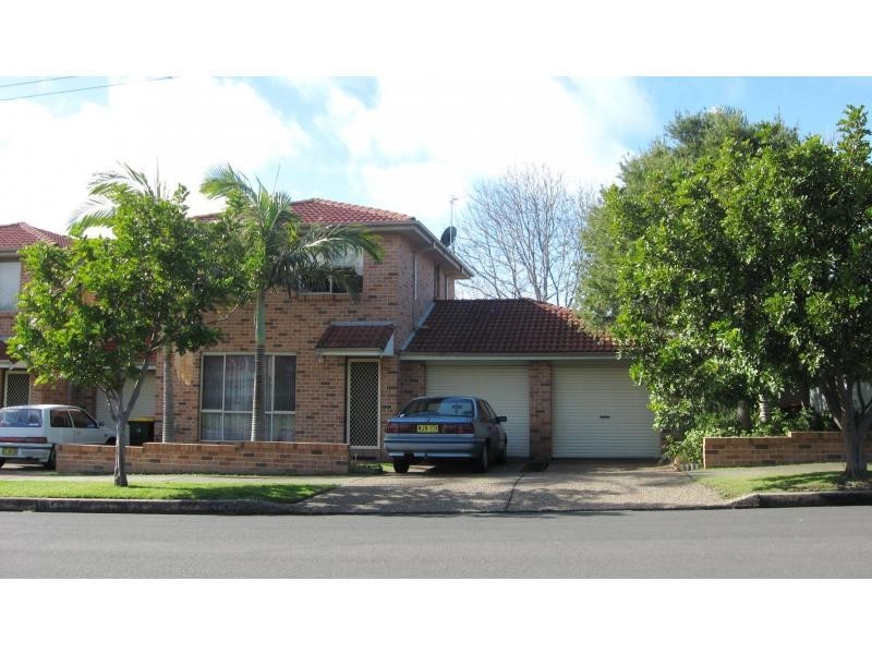 1/6 Stanley Street, Lake Illawarra NSW 2528