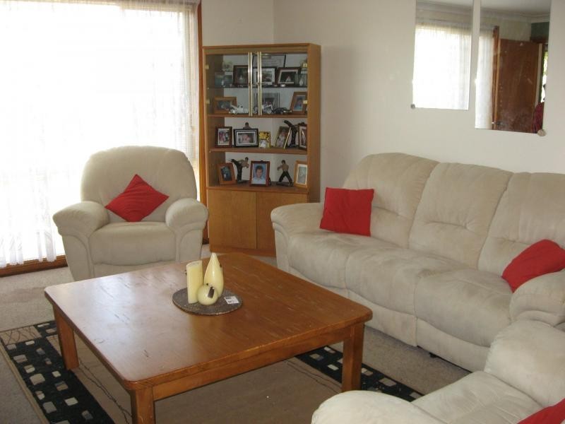 1/6 Stanley Street, Lake Illawarra NSW 2528