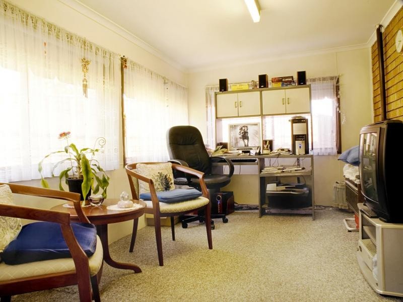 18 ODonnell Drive, Figtree NSW 2525