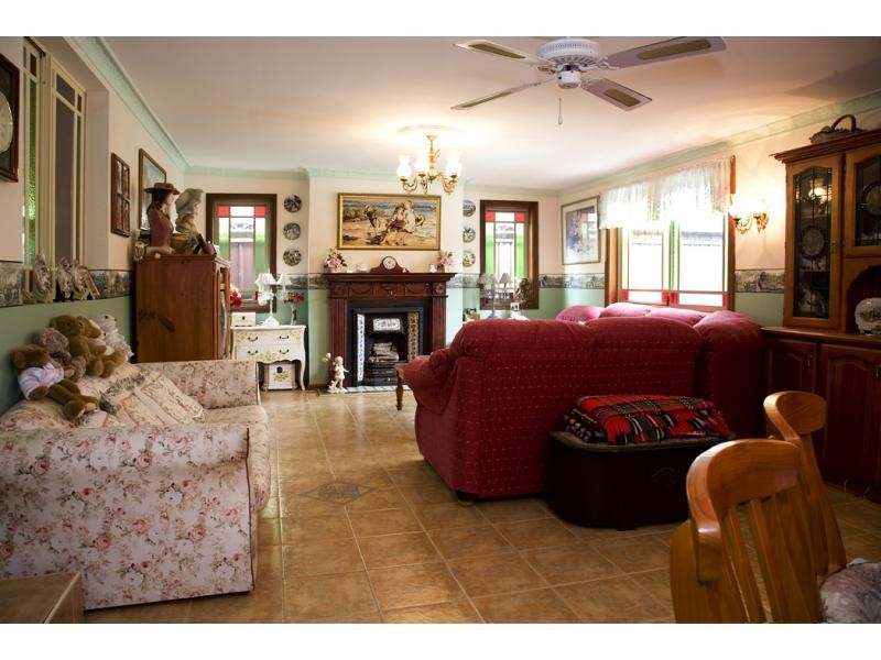 36 Margaret Street, Balgownie NSW 2519