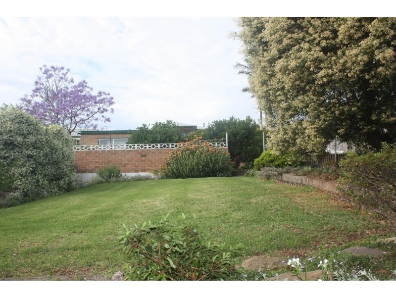 48 Gray Street, Woonona NSW 2517