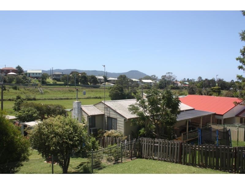 56 Orana Parade, Unanderra NSW 2526