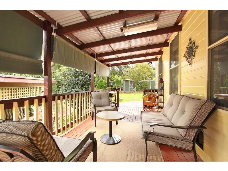 8 Orana Parade, Unanderra NSW 2526