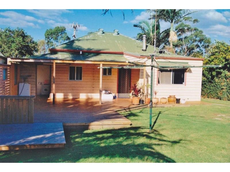 18 Mitchell Road, Woonona NSW 2517