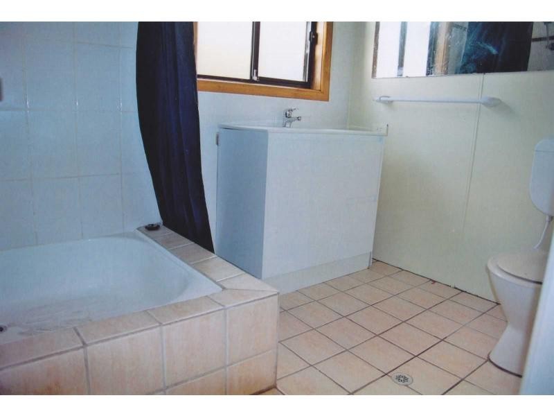 7 Denise Street, Lake Heights NSW 2502