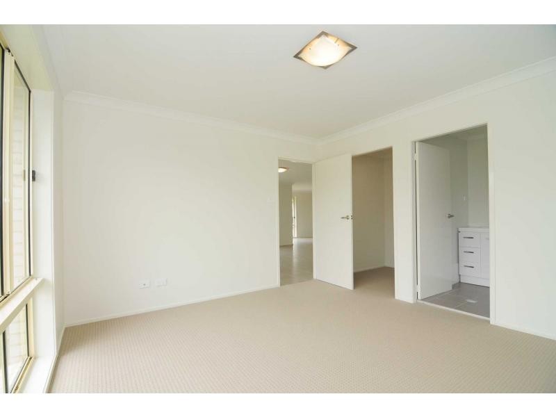 62 Sophia Road, Worrigee NSW 2540