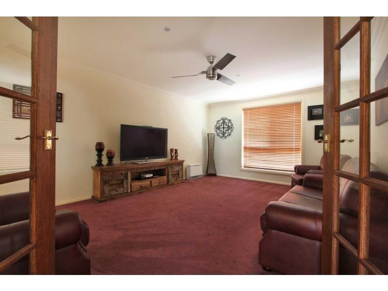 7 MacAlister Terrace, Albion Park NSW 2527