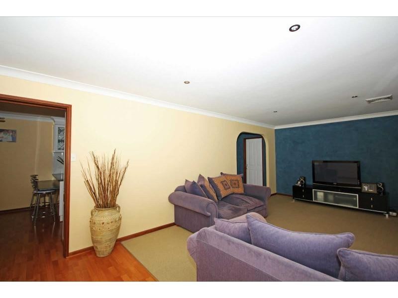 25 Caroline Chisholm Drive, Camden South NSW 2570
