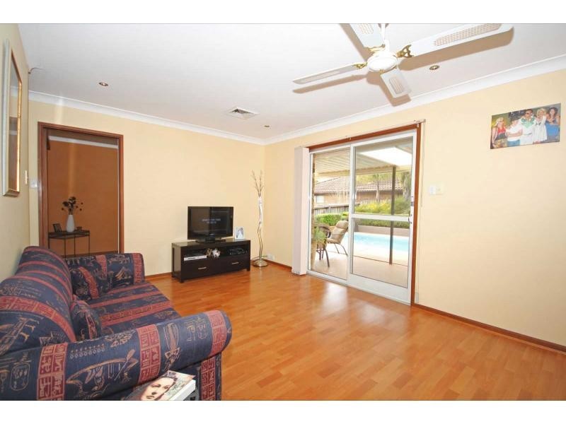 25 Caroline Chisholm Drive, Camden South NSW 2570