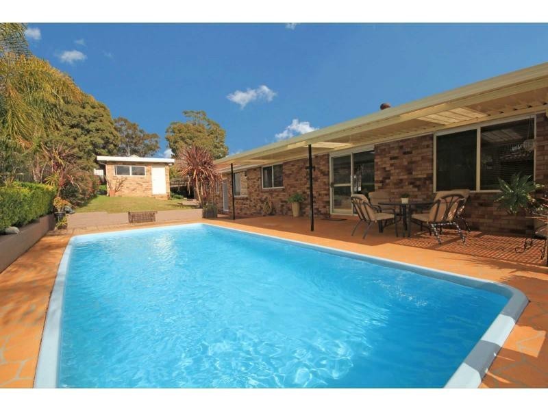 25 Caroline Chisholm Drive, Camden South NSW 2570
