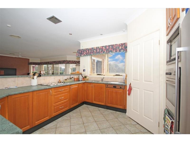 21 Inverness Circuit, Cecil Hills NSW 2171