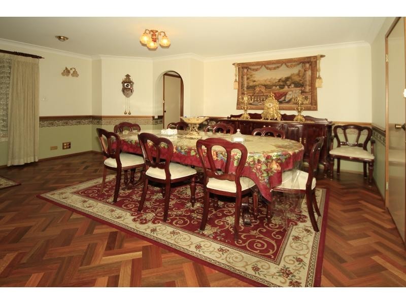 32 Guise Avenue, Churchill Gardens, Casula NSW 2170