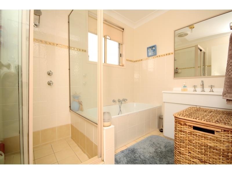 6 Nerli Street, Abbotsbury NSW 2176