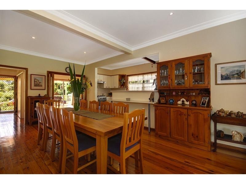 82 Phillip Street, Thirroul NSW 2515