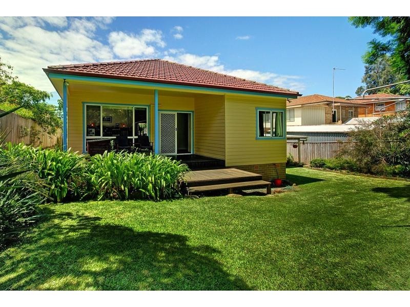 82 Phillip Street, Thirroul NSW 2515