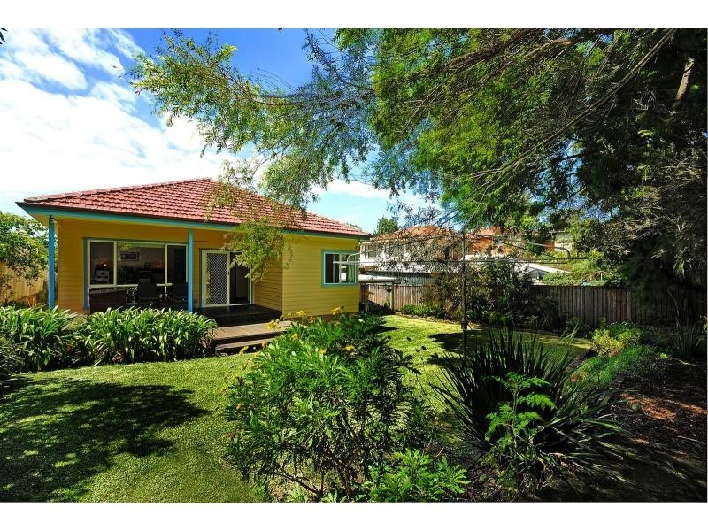 82 Phillip Street, Thirroul NSW 2515