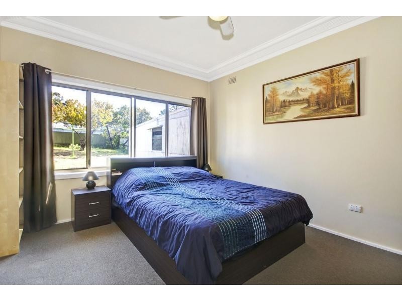 16 Todd Street, Warrawong NSW 2502