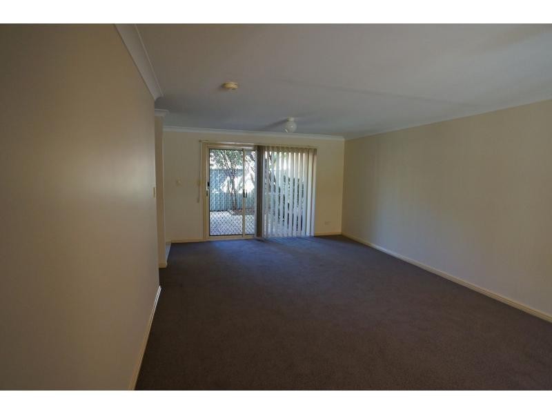 3/80 Flora Street, Kirrawee NSW 2232