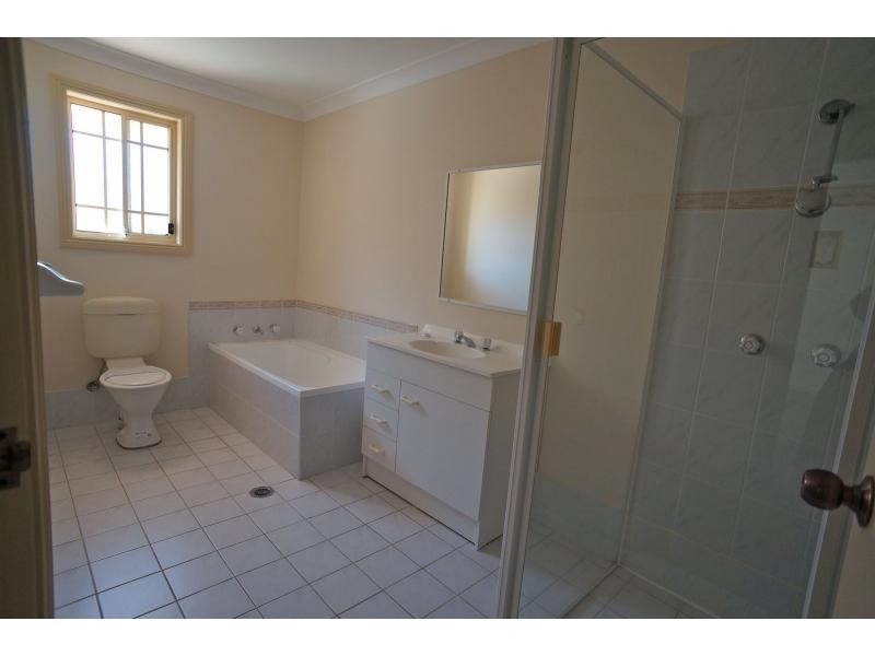 3/80 Flora Street, Kirrawee NSW 2232