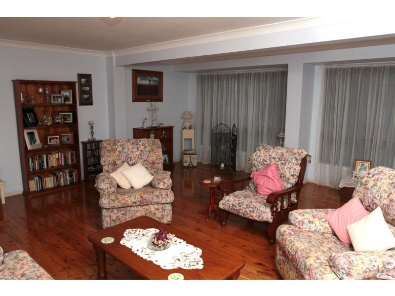 7 Bowaga Street, Blaxland East NSW 2774