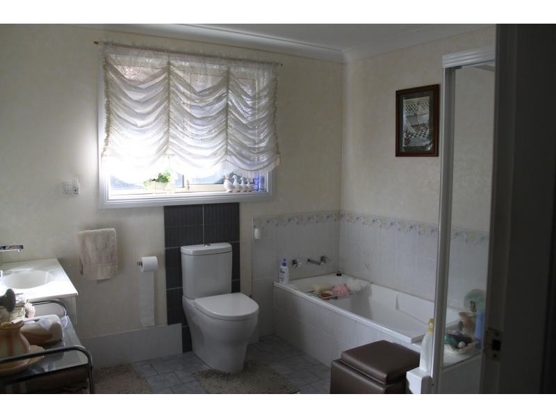 Villa 3/116 Avondale Road, Dapto NSW 2530