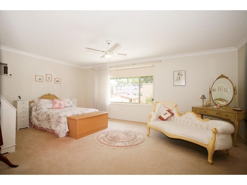 279 Burns Bay Road, Lane Cove NSW 2066