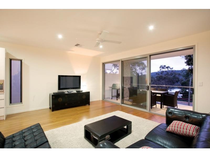 30 The Lakes Way, Elizabeth Beach NSW 2428