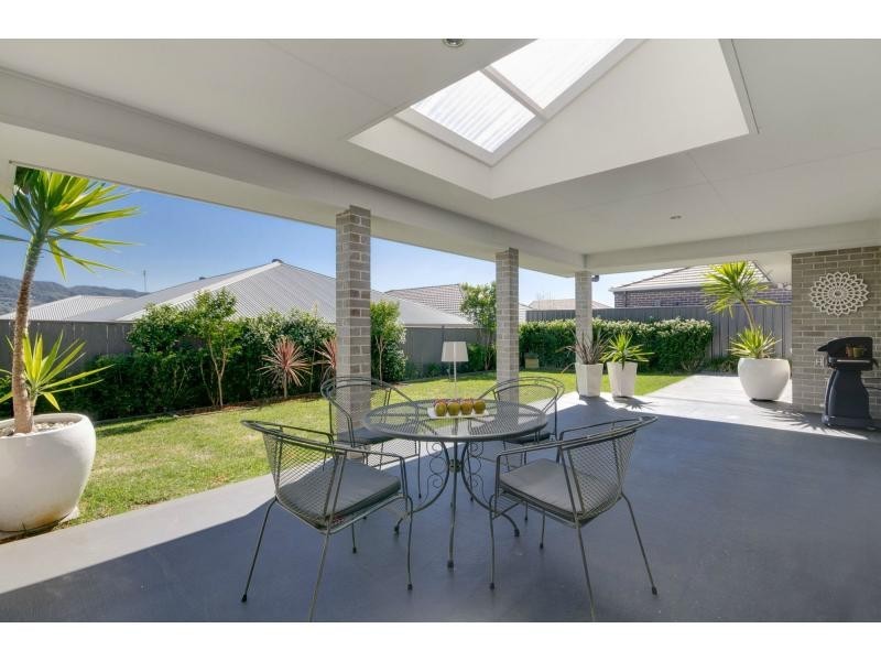 14 Spears Place, Horsley NSW 2530