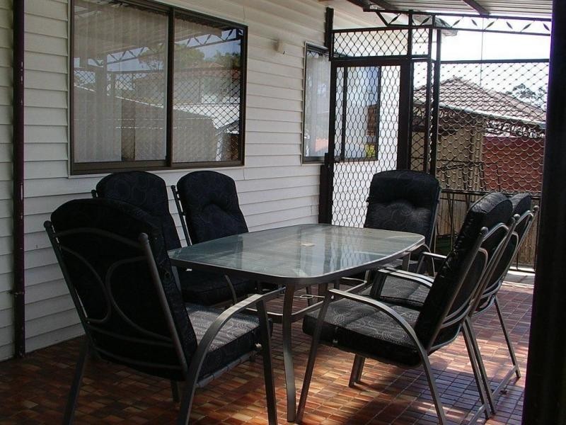 7 Exmouth Road, Kanahooka NSW 2530