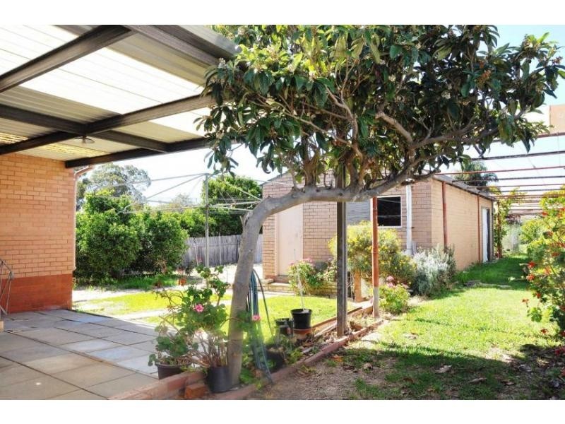 18 Paget Street, Hilton WA 6163