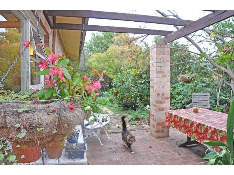 143 Ardross Street, Ardross WA 6153