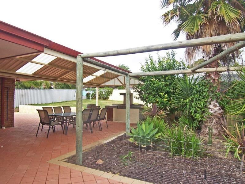 37 Willshire Way, Yangebup WA 6164