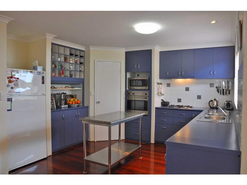 270A Carrington Street, Hilton WA 6163