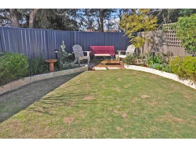 270A Carrington Street, Hilton WA 6163