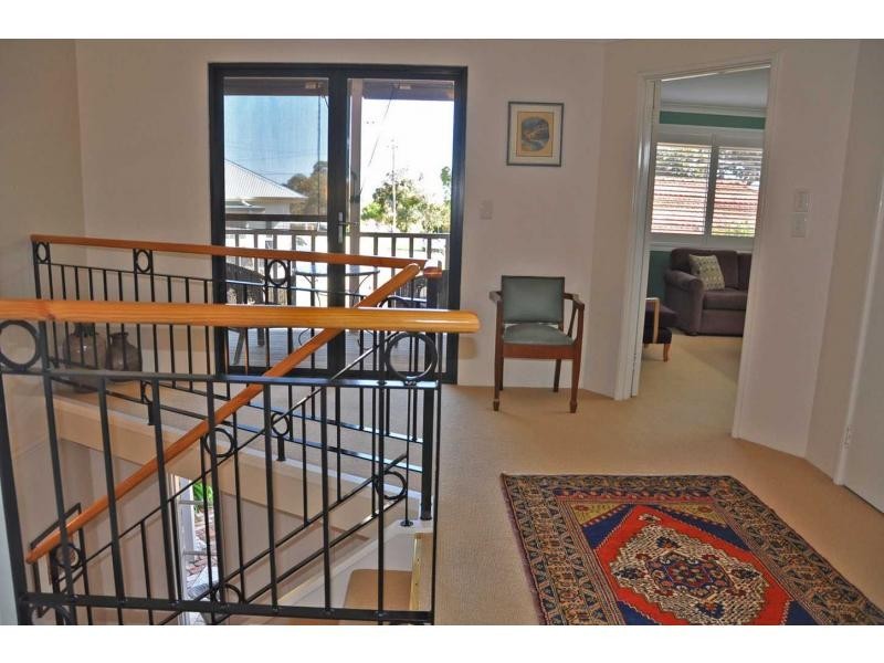 270A Carrington Street, Hilton WA 6163