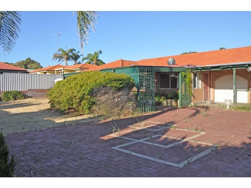 7 Chaucer Close, Spearwood WA 6163
