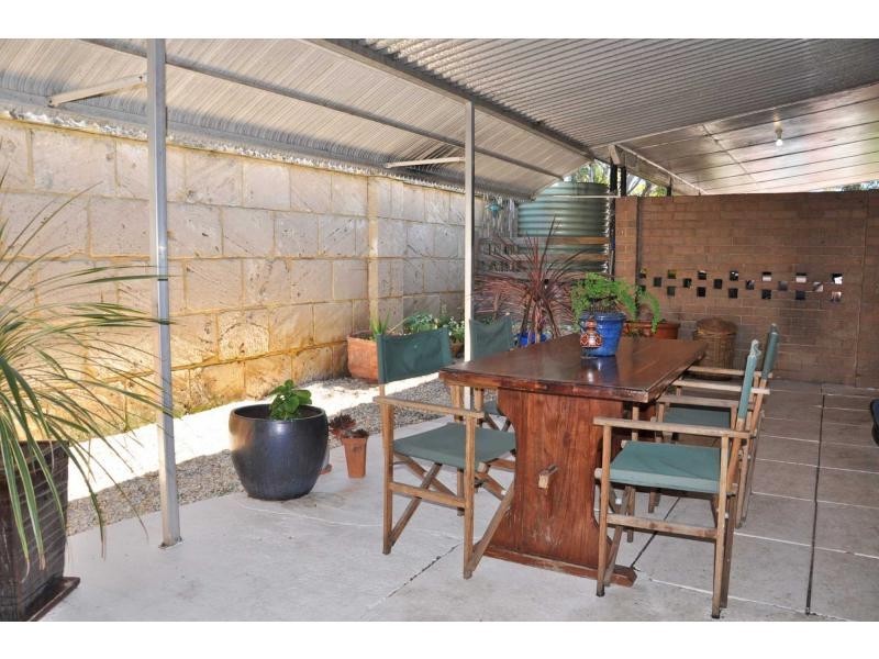 97 Stevens Street, White Gum Valley WA 6162