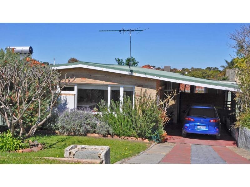 97 Stevens Street, White Gum Valley WA 6162