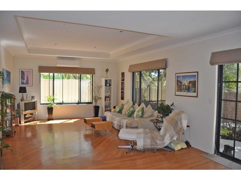 36 Farrier Lane, White Gum Valley WA 6162