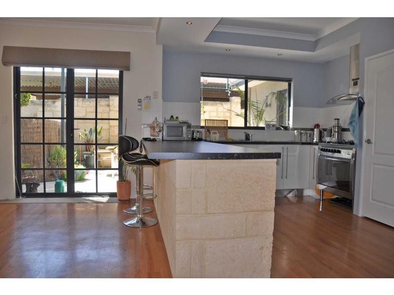 36 Farrier Lane, White Gum Valley WA 6162