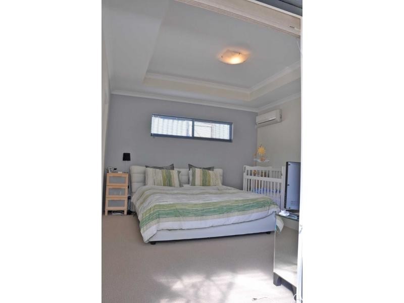 36 Farrier Lane, White Gum Valley WA 6162