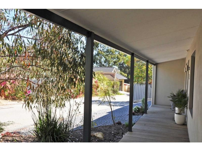 36 Farrier Lane, White Gum Valley WA 6162