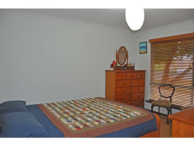 2 Mulberry Farm Lane, White Gum Valley WA 6162