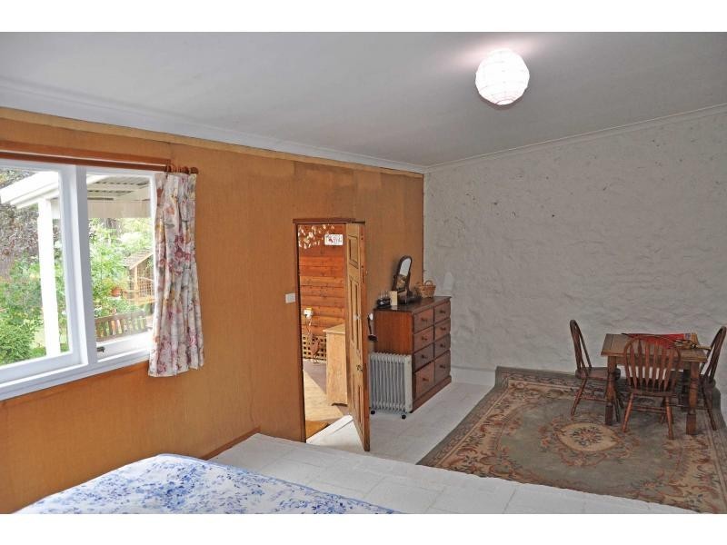 2 Mulberry Farm Lane, White Gum Valley WA 6162