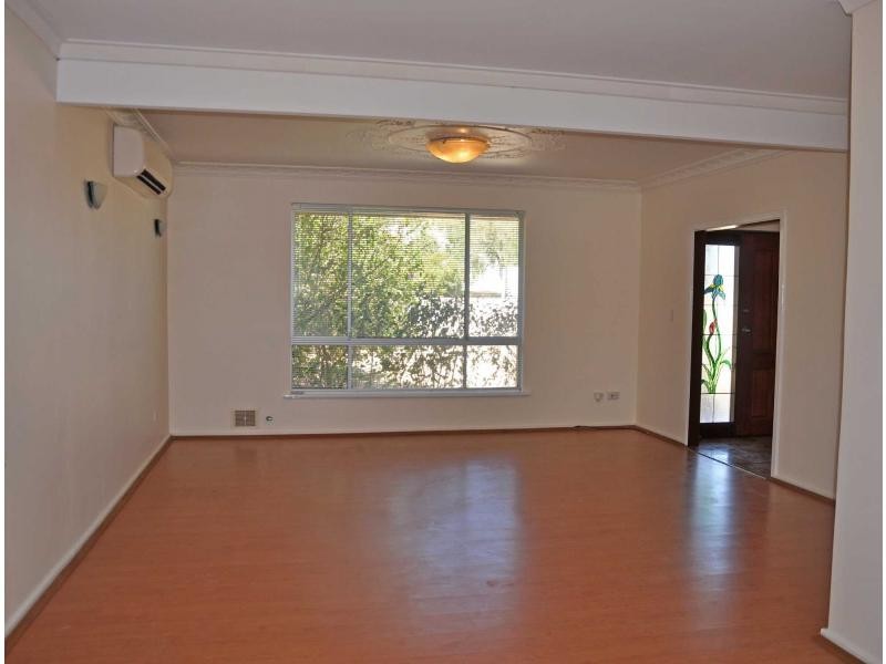 7 Chaucer Close, Spearwood WA 6163